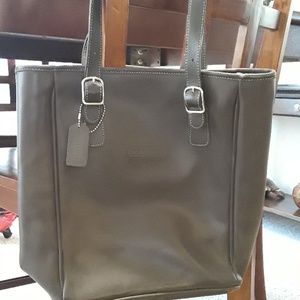 COACH SHOULDER BAG
